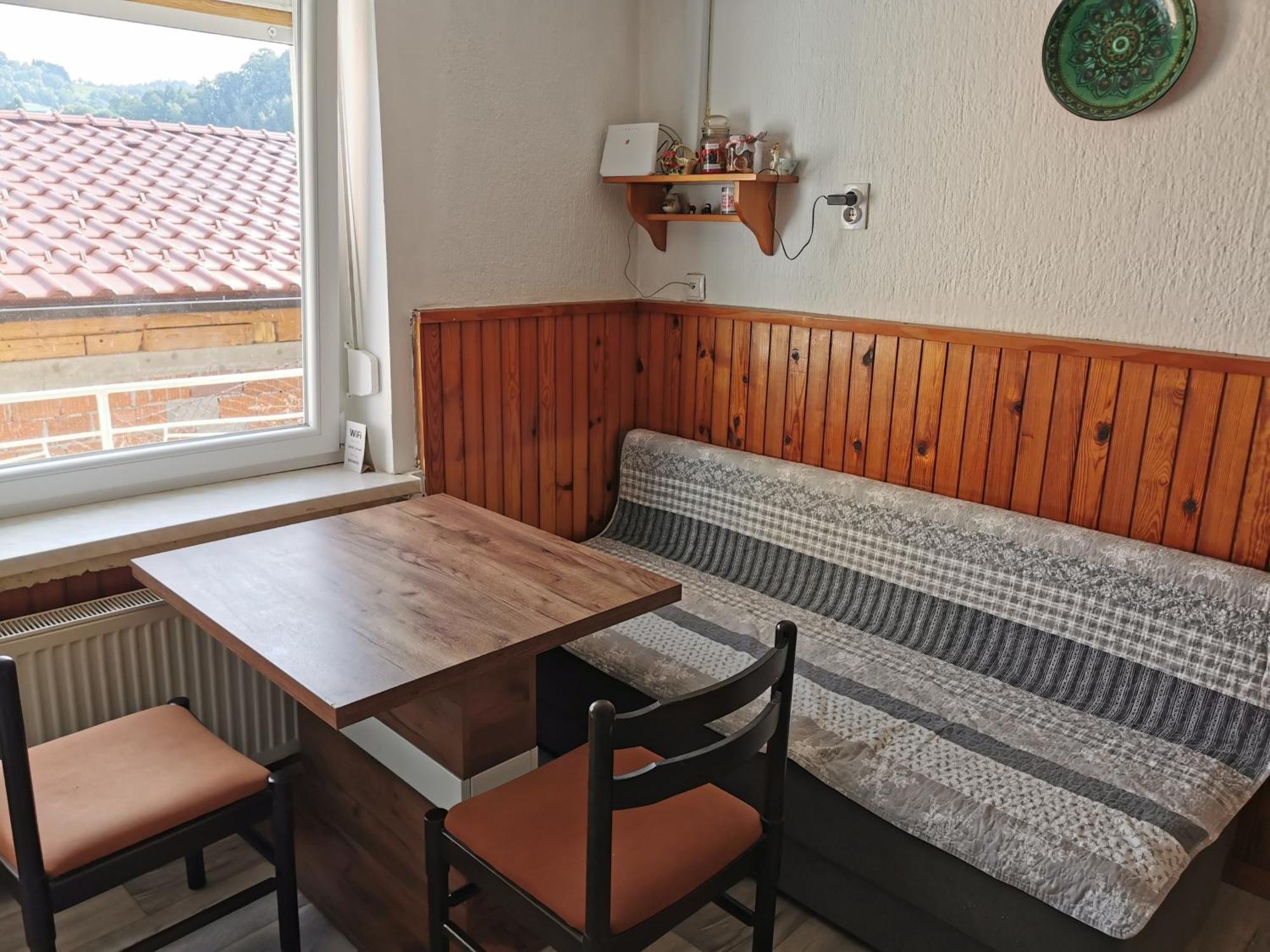 Small House In Celje Ngoại thất bức ảnh